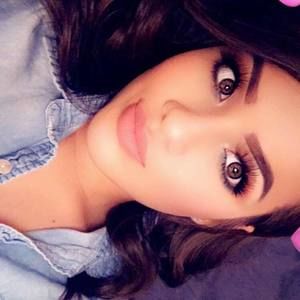 Meet your Posher, Perla